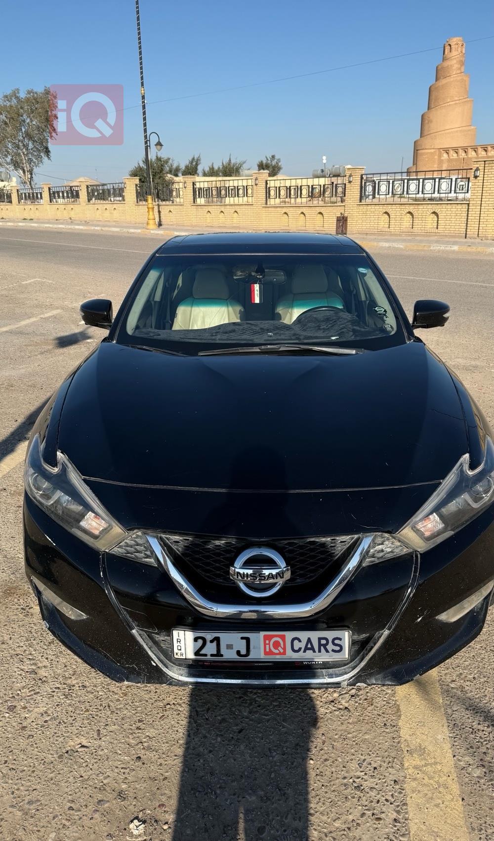 Nissan Maxima